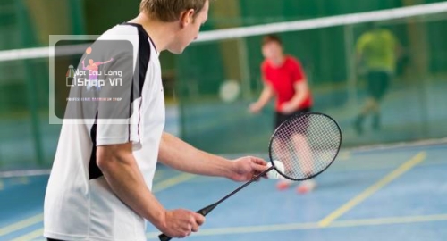 Đánh cầu lông bị đau khuỷu tay có điều trị khỏi tại nhà không?