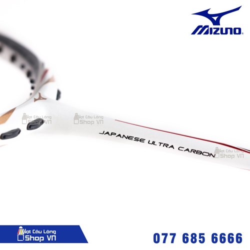 C&ocirc;ng nghệ Japanese Ultra Carbon của Mizuno Altrax 81 ti&ecirc;n tiến