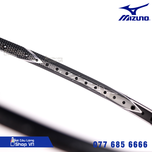 Khung vợt của Mizuno JPX V Edition cứng cáp