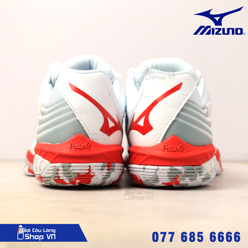 Gi&agrave;y cầu l&ocirc;ng Mizuno Wave Claw