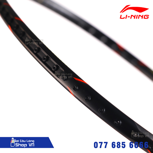 Lỗ ren của vợt Lining 3D Calibar 001C m&agrave;u đen si&ecirc;u chắc